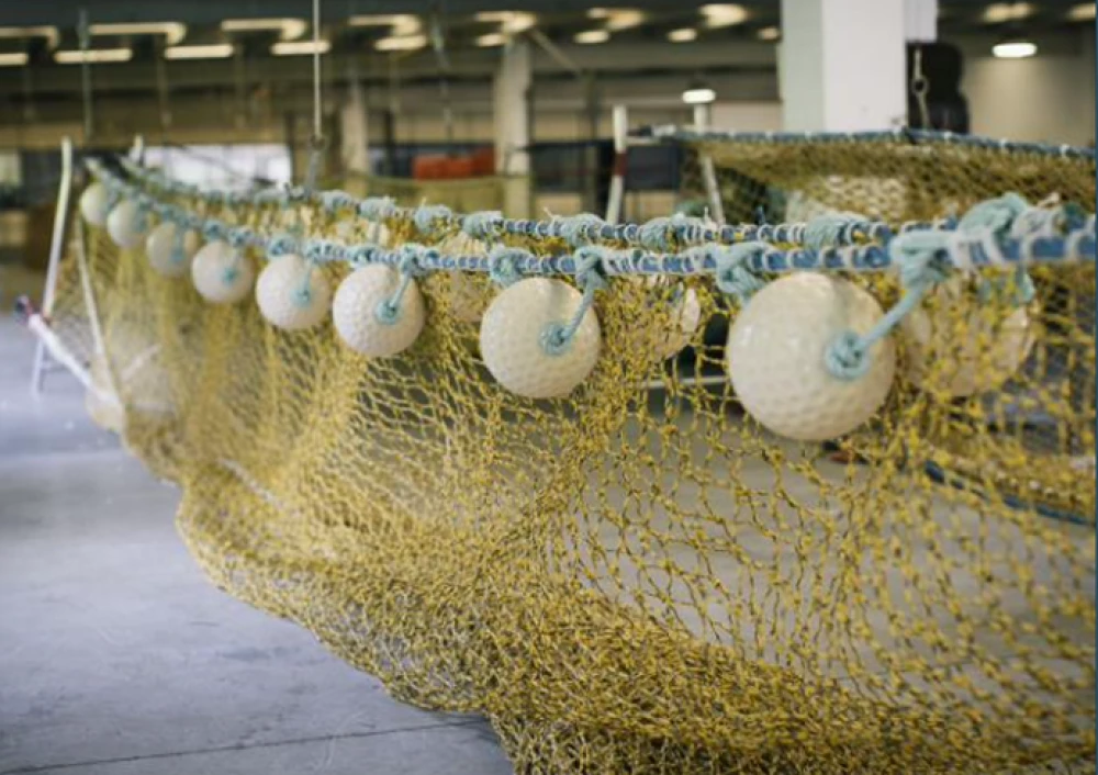 construido_en_pe_de_alta_tenacidad_o_en_nylon__burlon_ligero_de_gomas_o_cable_forrado.png
